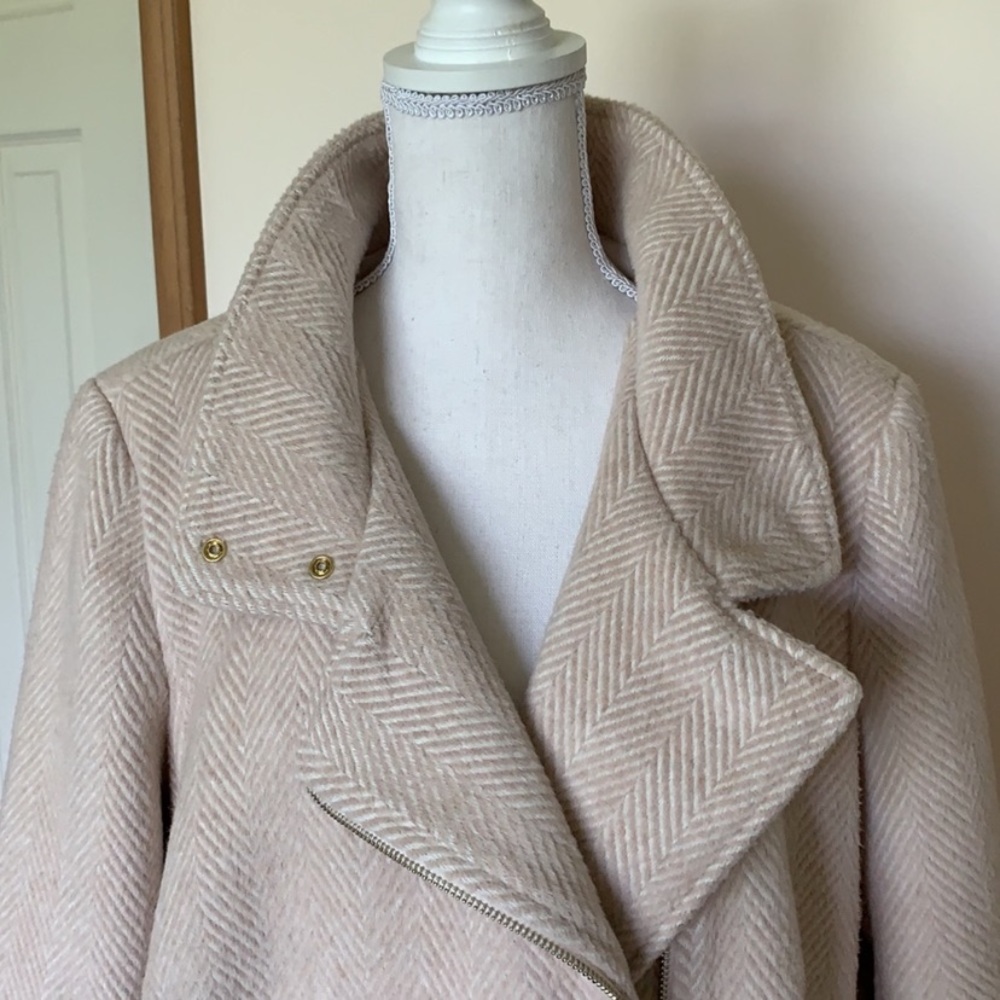 Cream trench coat by LOFT size XL - Picture 2 of 8